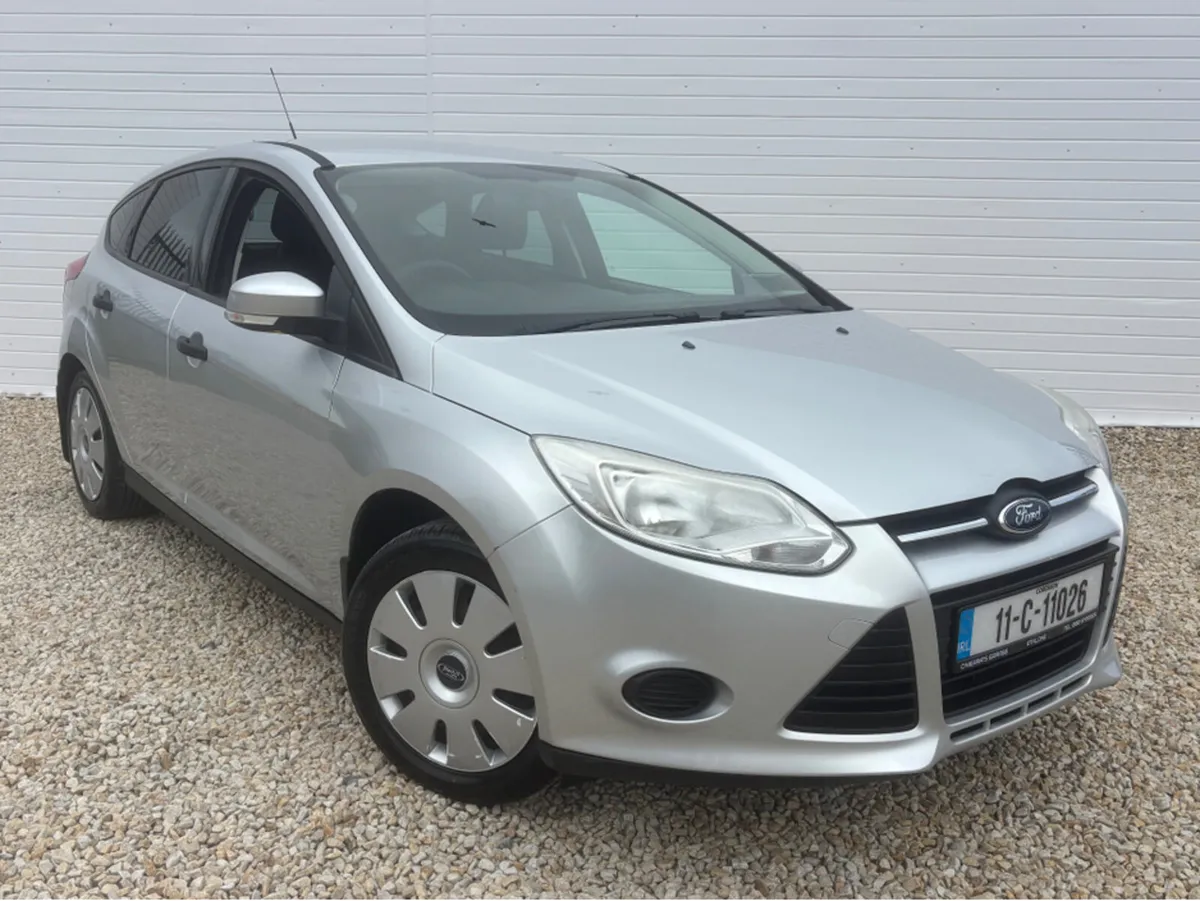 Ford Focus 1.6  PETROL 105PS 4DR - Image 1