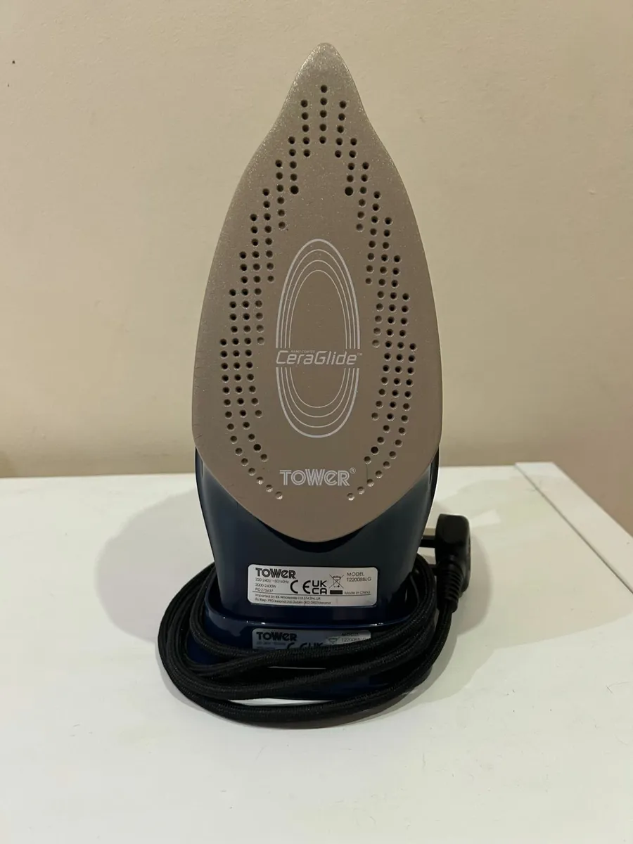 Steam Iron - Tower T22008 CeraGlide Cordless - Image 1