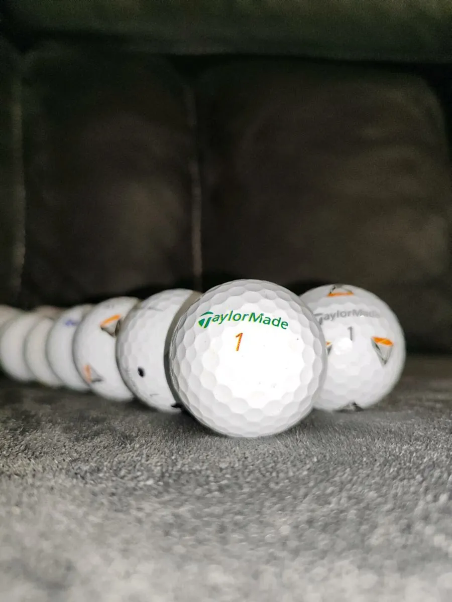 Taylormade TP5/TP5X A/B - Set of 18 golf balls - Image 3