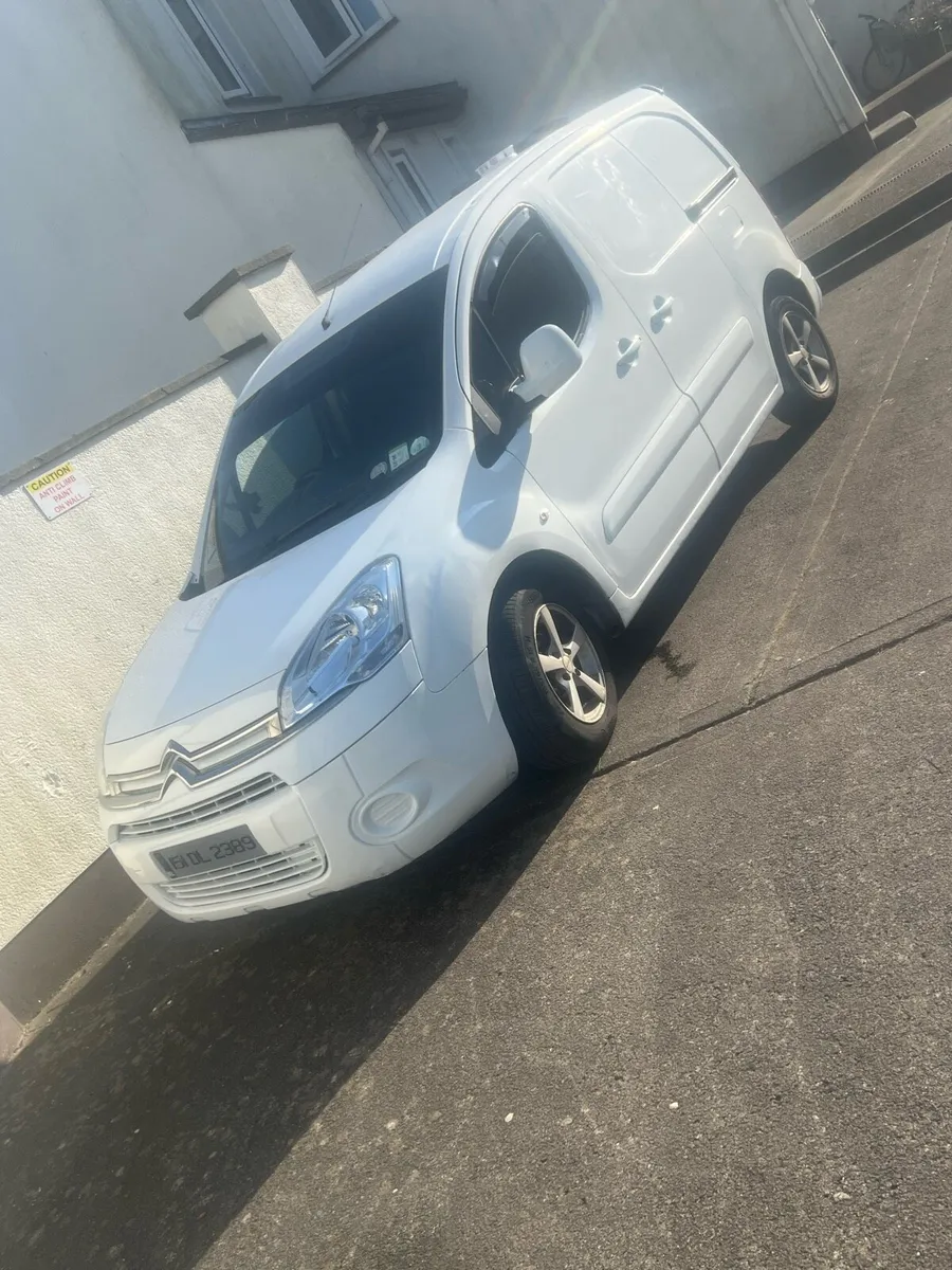 Citreon Berlingo 2015 - Image 1