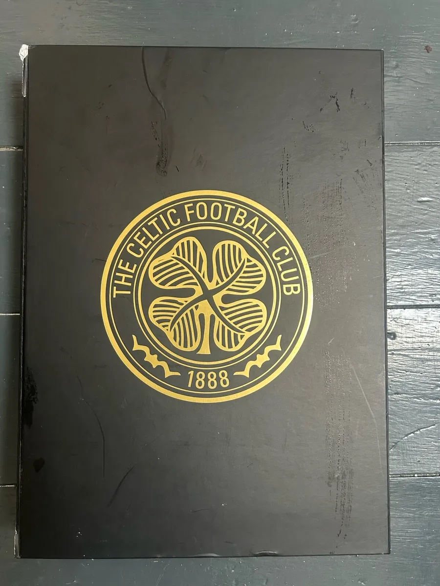 Celtic team signed jersey 23/24 - Image 4