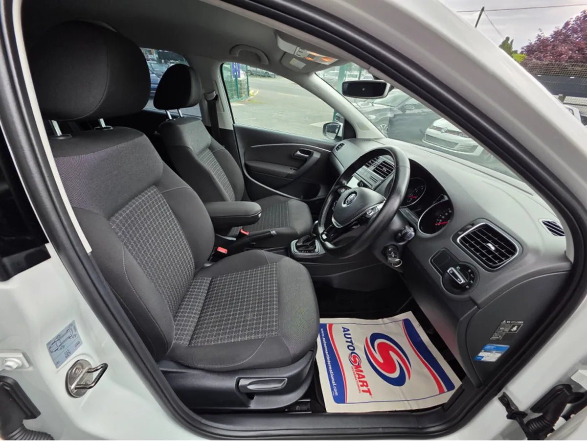 Volkswagen Polo 1.2 TSI COMFORTLINE - PRIVACY GLAS - Image 3