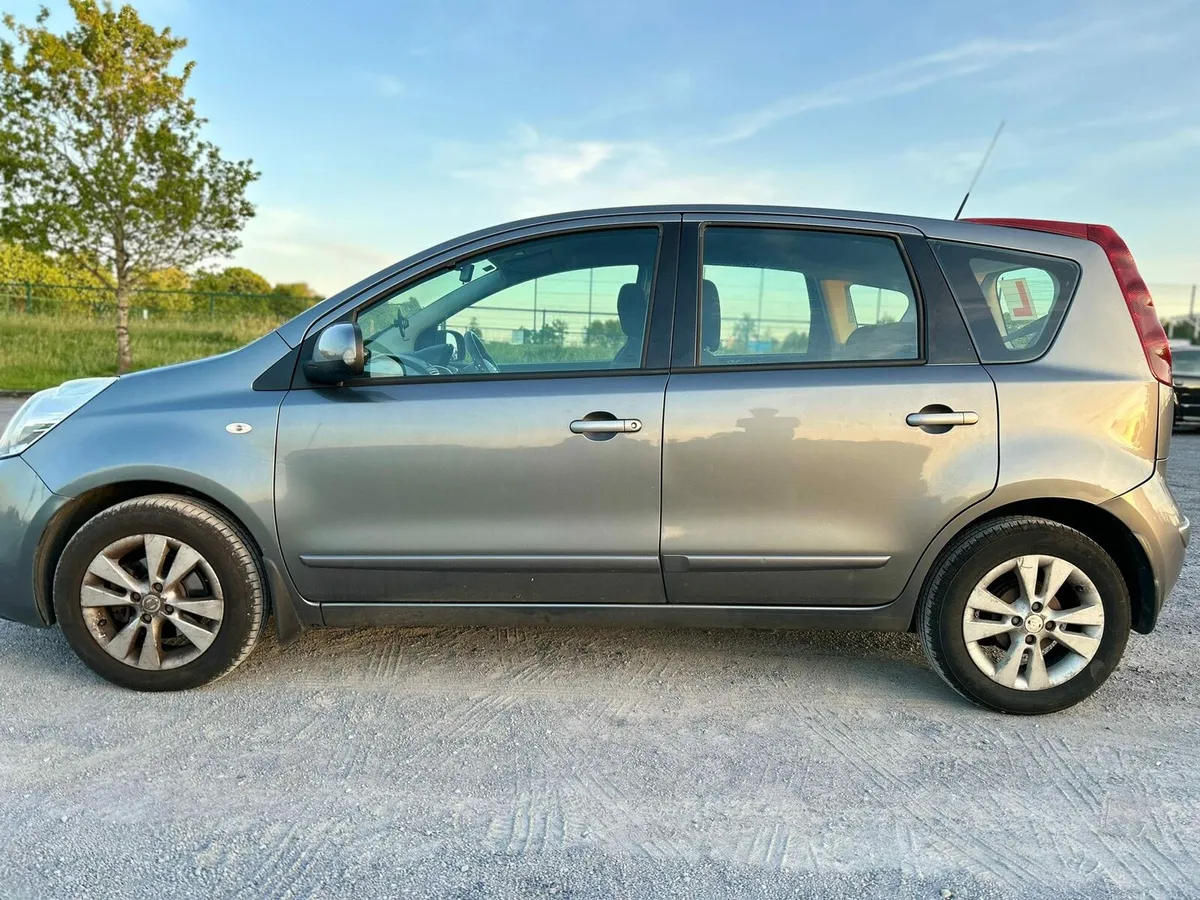 Car - Image 2