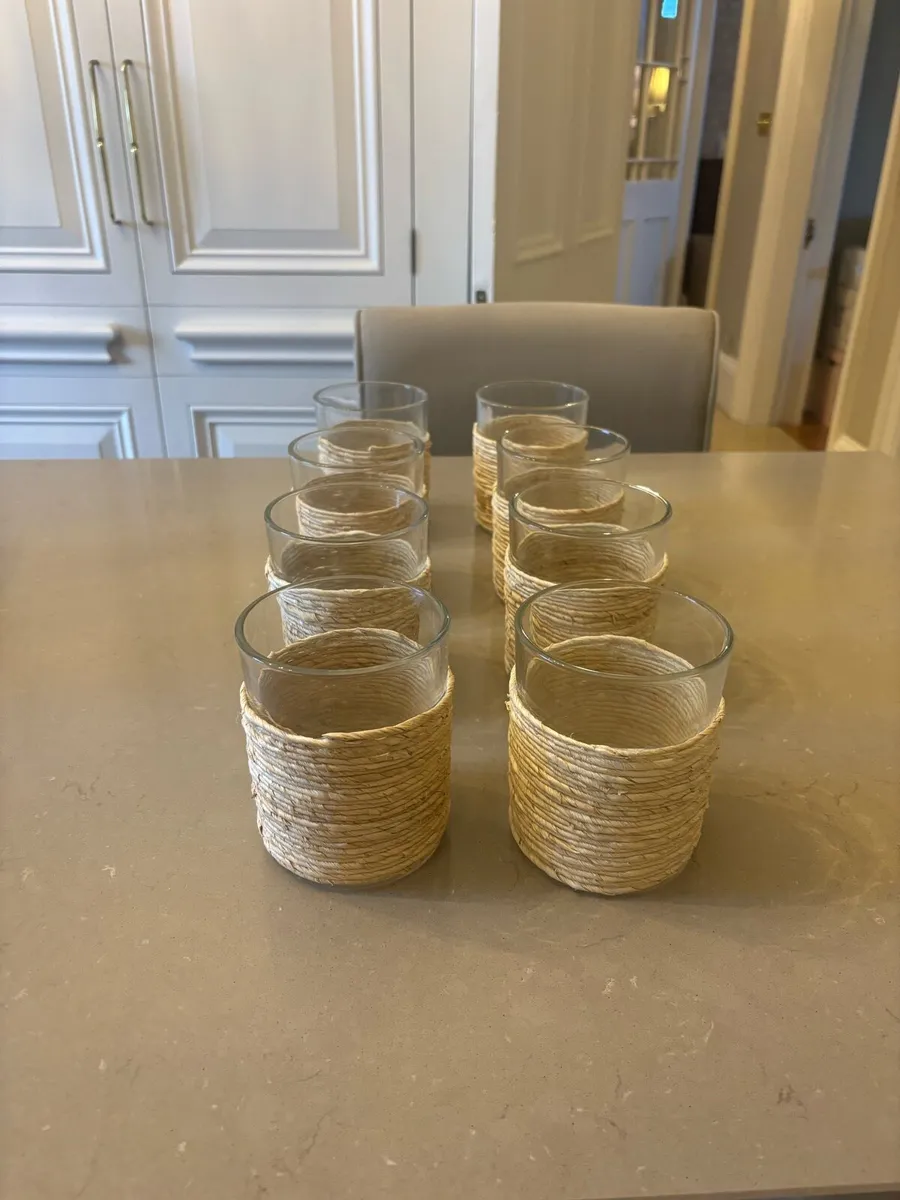 Candle holders x 8 - Image 1