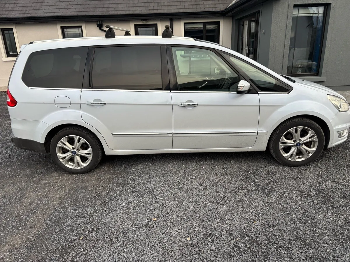 Ford Galaxy Titanium - Image 4