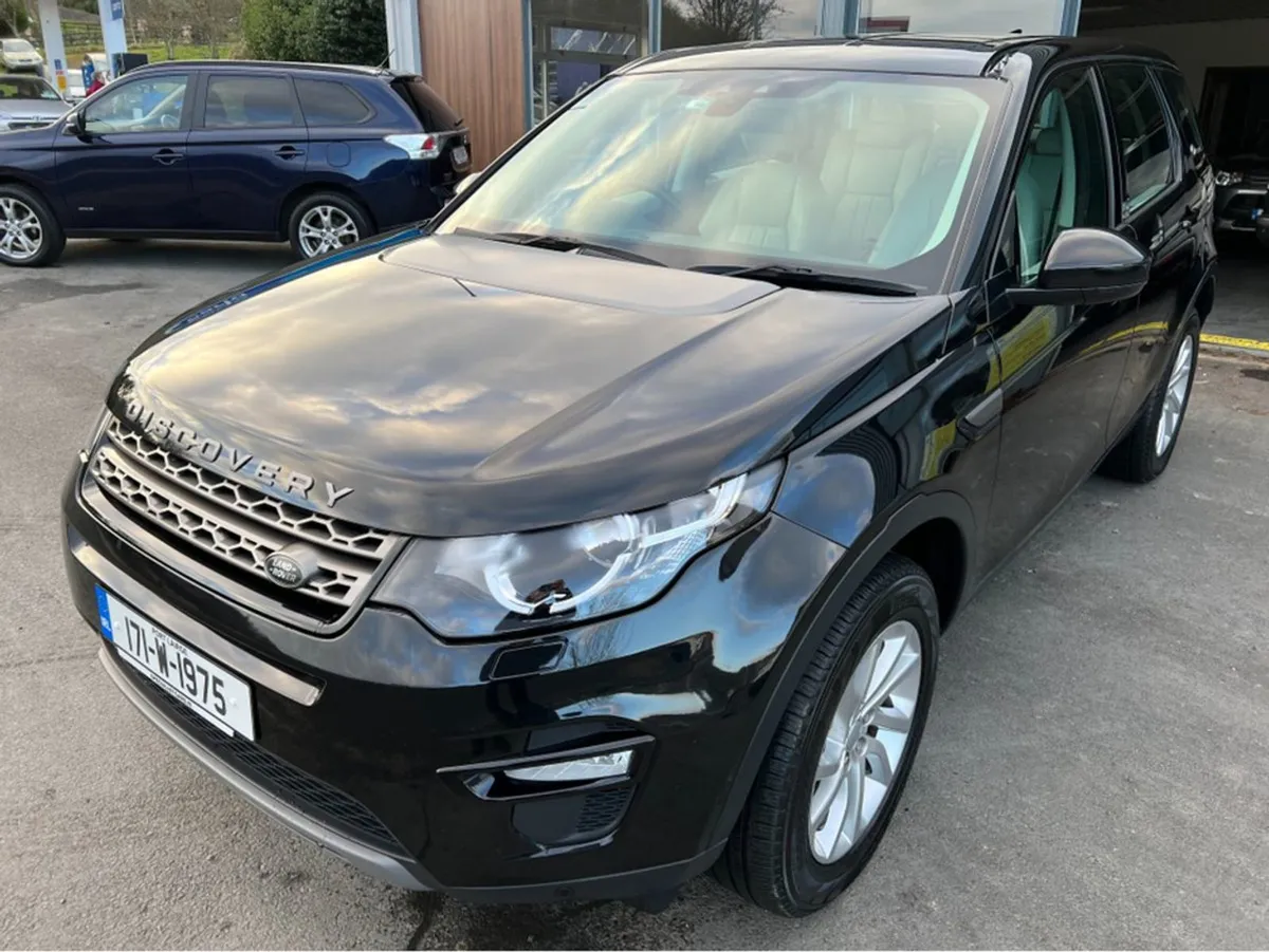Land Rover Discovery Sport 2.0 TD4 SE Tech 7 Seat - Image 4