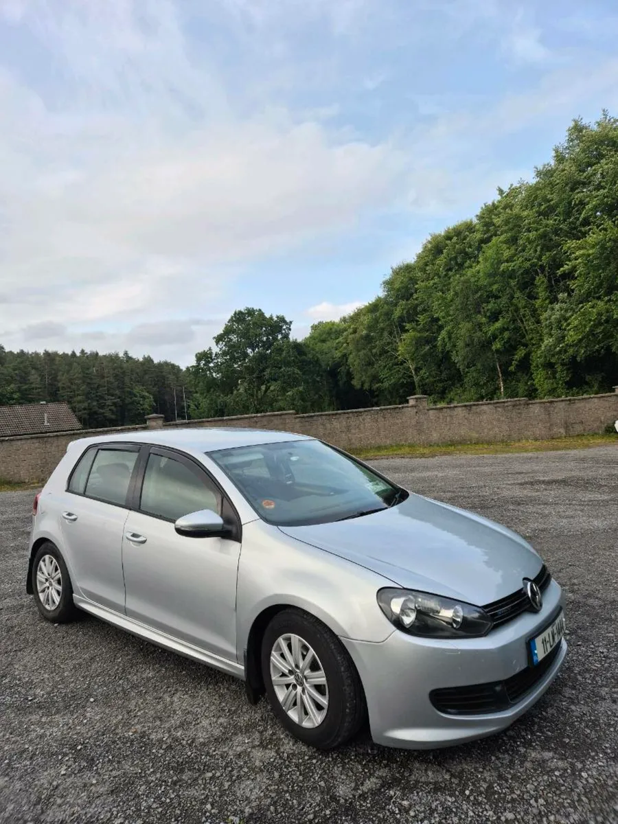 VW GOLF 1.6 TDI Bluemotion - Image 2