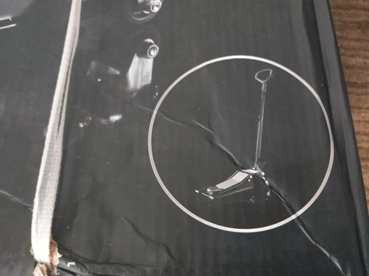 Trolley jack brand new in box Halfords 2 ton - Image 4