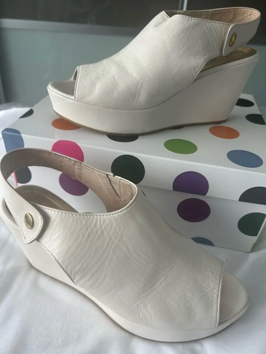 Marco Moreo Cream Wedge Sandal - Image 1