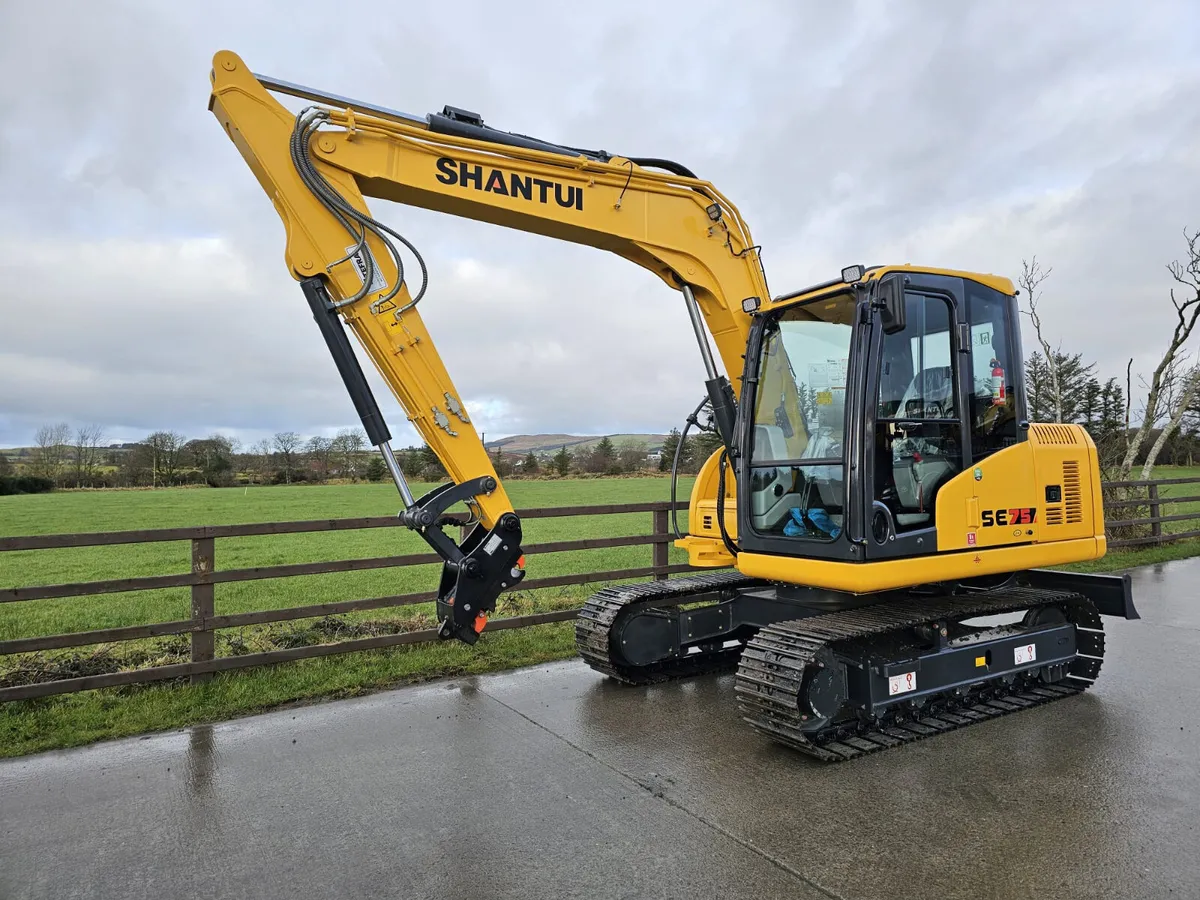 Shantui SE75 - 7.5 Ton Excavator - Image 3