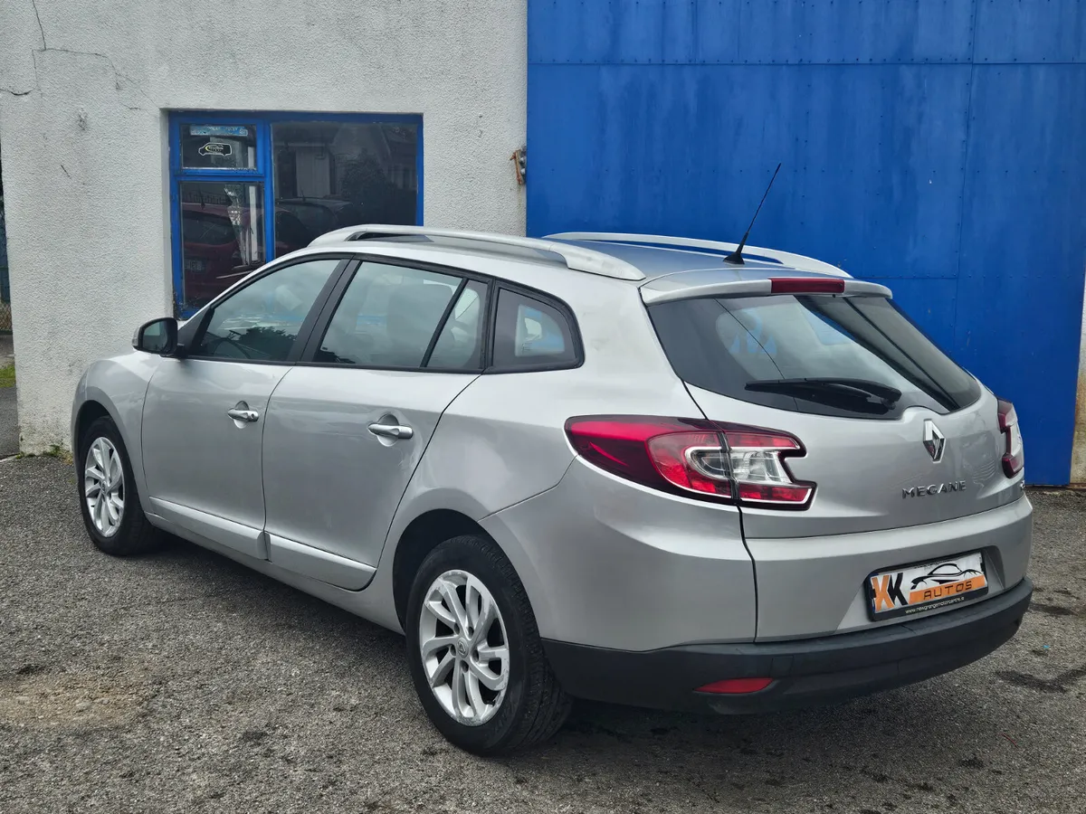 Renault Megane estate new NCT - Image 2