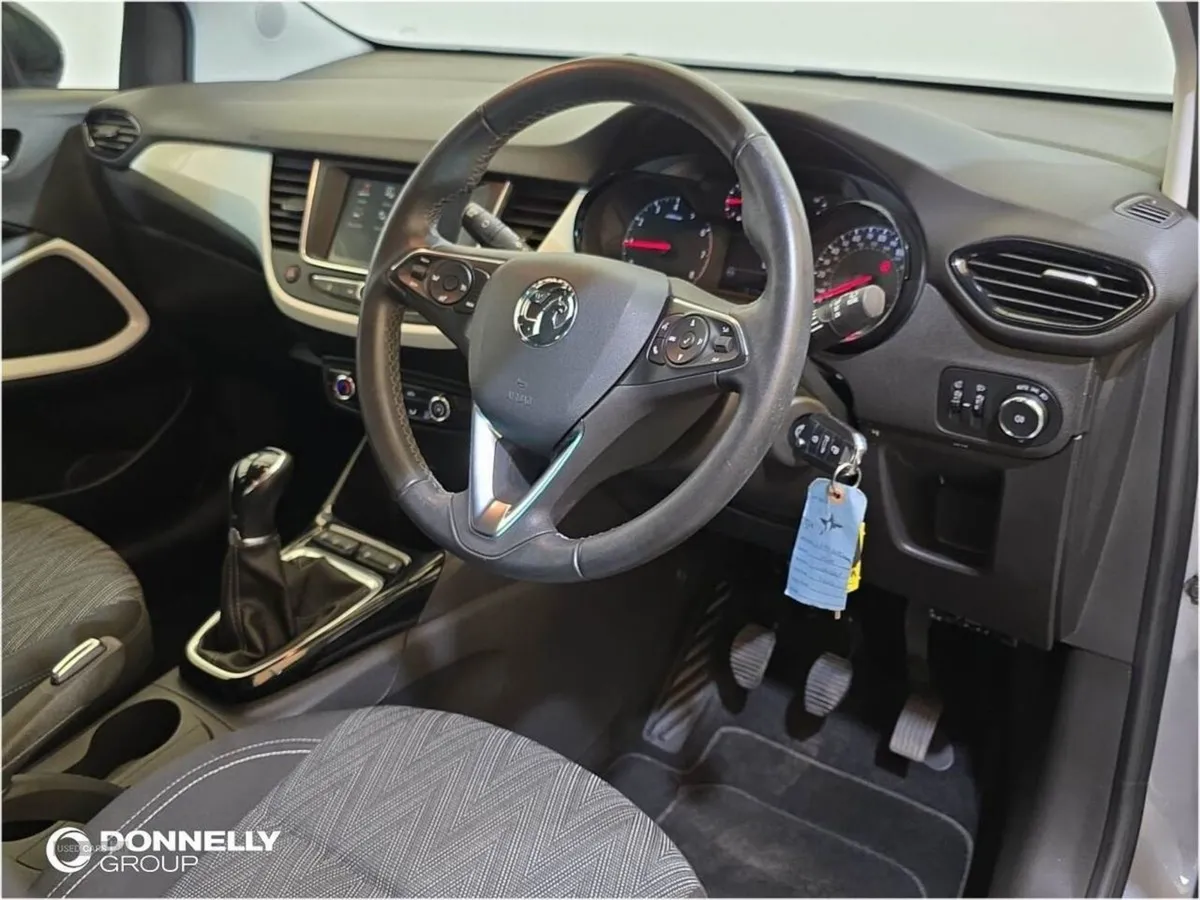 Vauxhall Crossland X 1.2  83  Griffin 5dr  start - Image 4