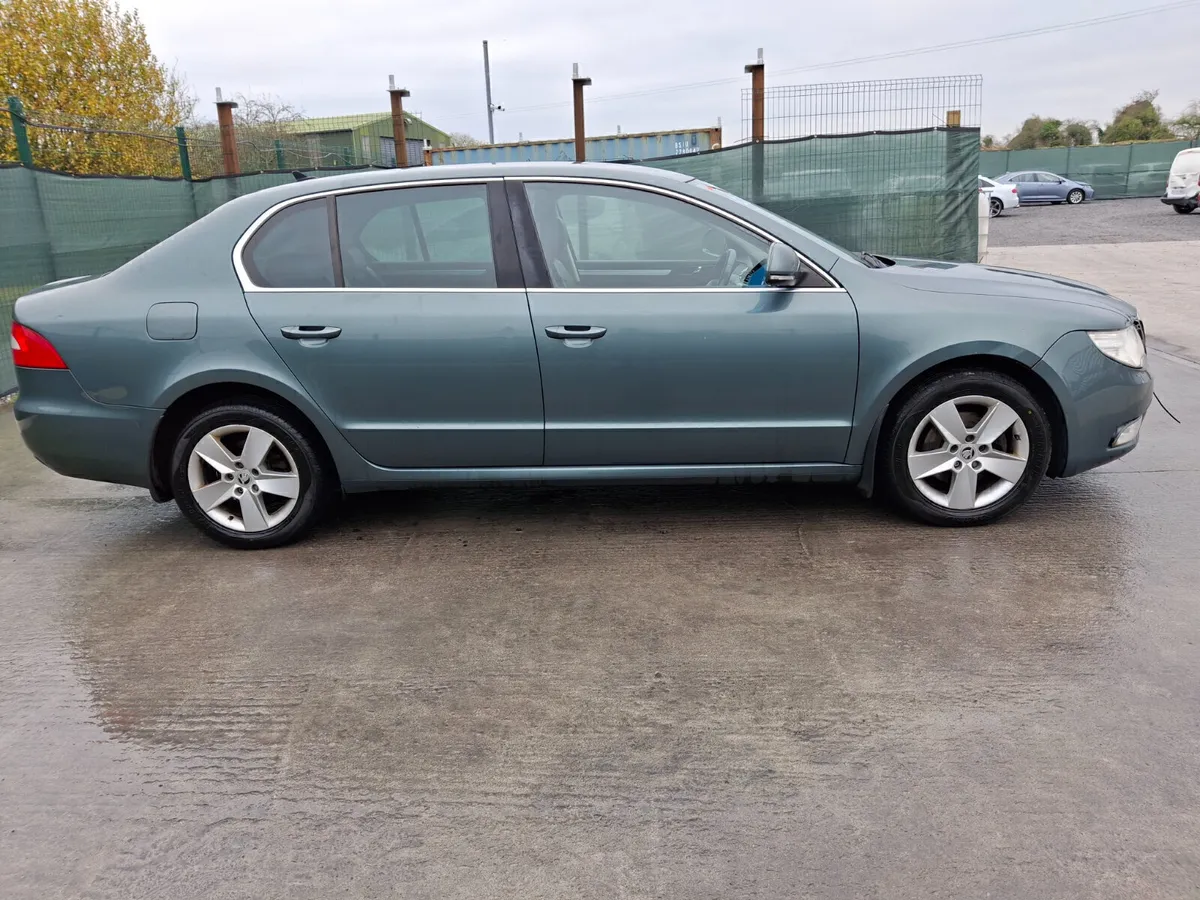 2013 Skoda Superb 1.6L TDI 😎 Light Damage! - Image 3