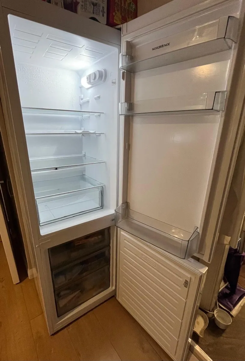 Fridge - Image 3