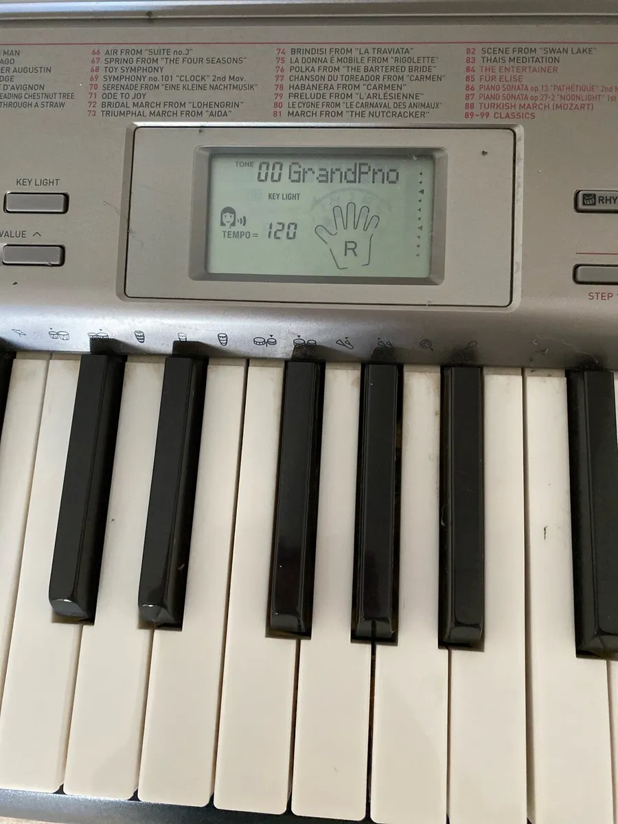 Casio keyboard LK 120 for sale - Image 2