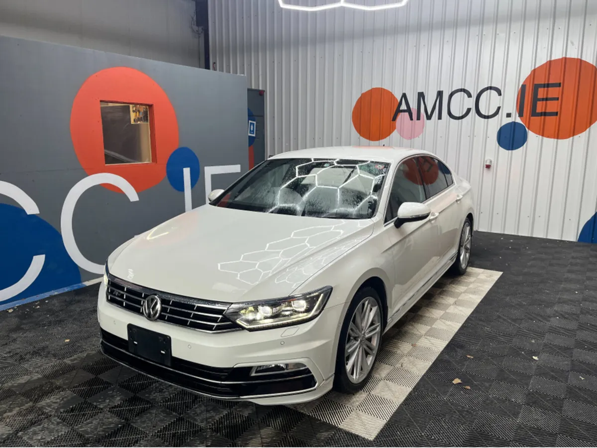 Volkswagen Passat PASSAT AUTMOATIC 2.0 TSI R LINE - Image 3