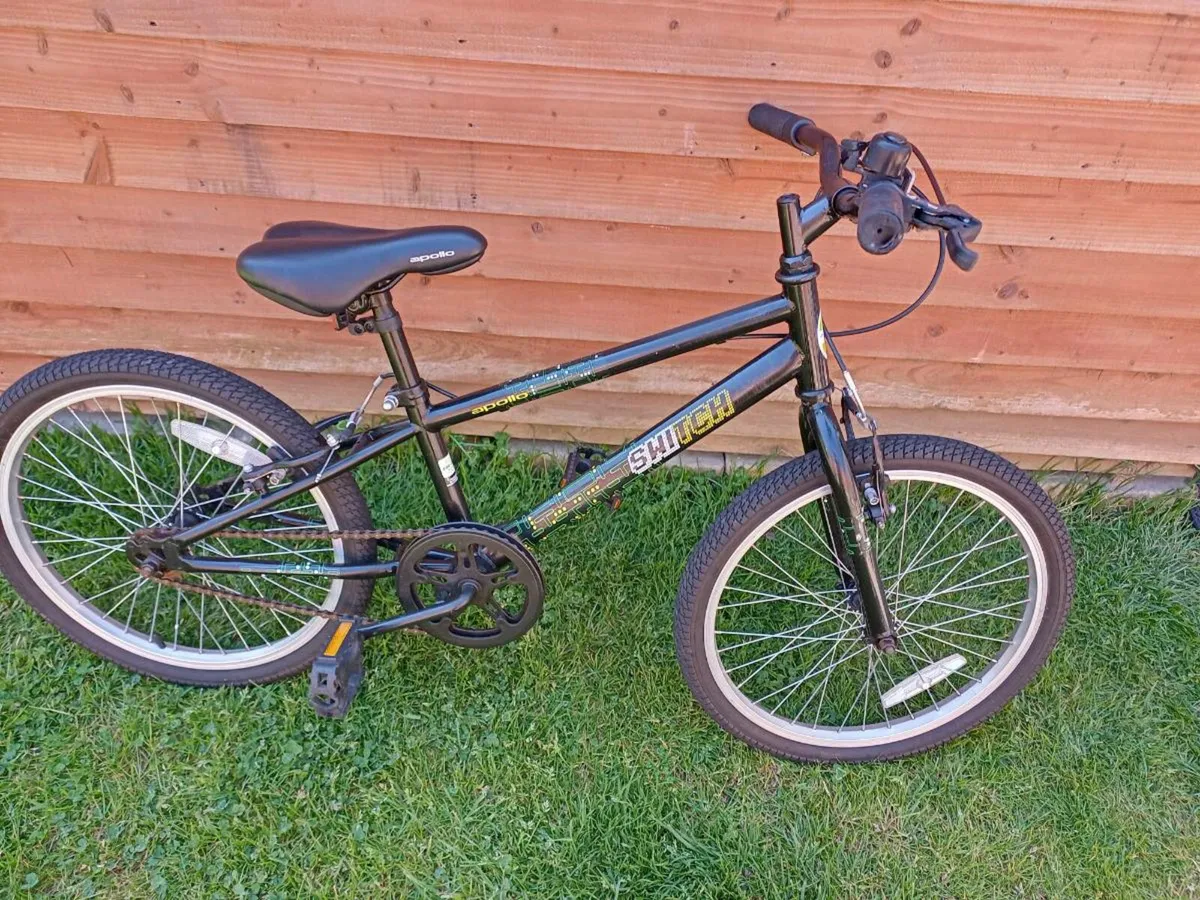 kids bike size 20 inch wheels. - Image 1