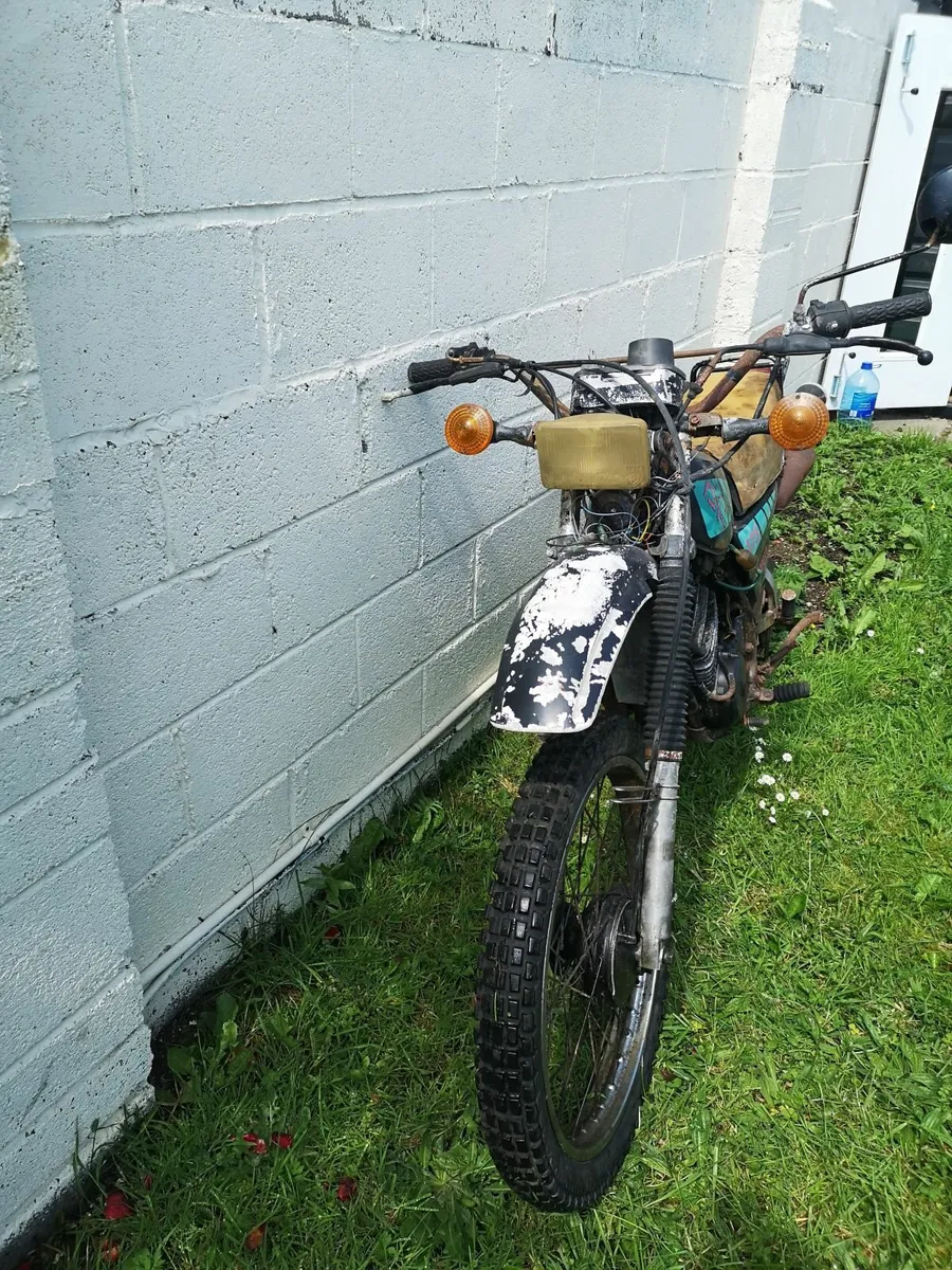 1980 Yamaha DT175 - Image 4