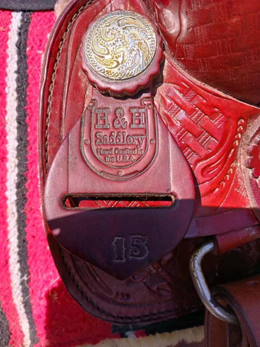 Western saddle - Image 4