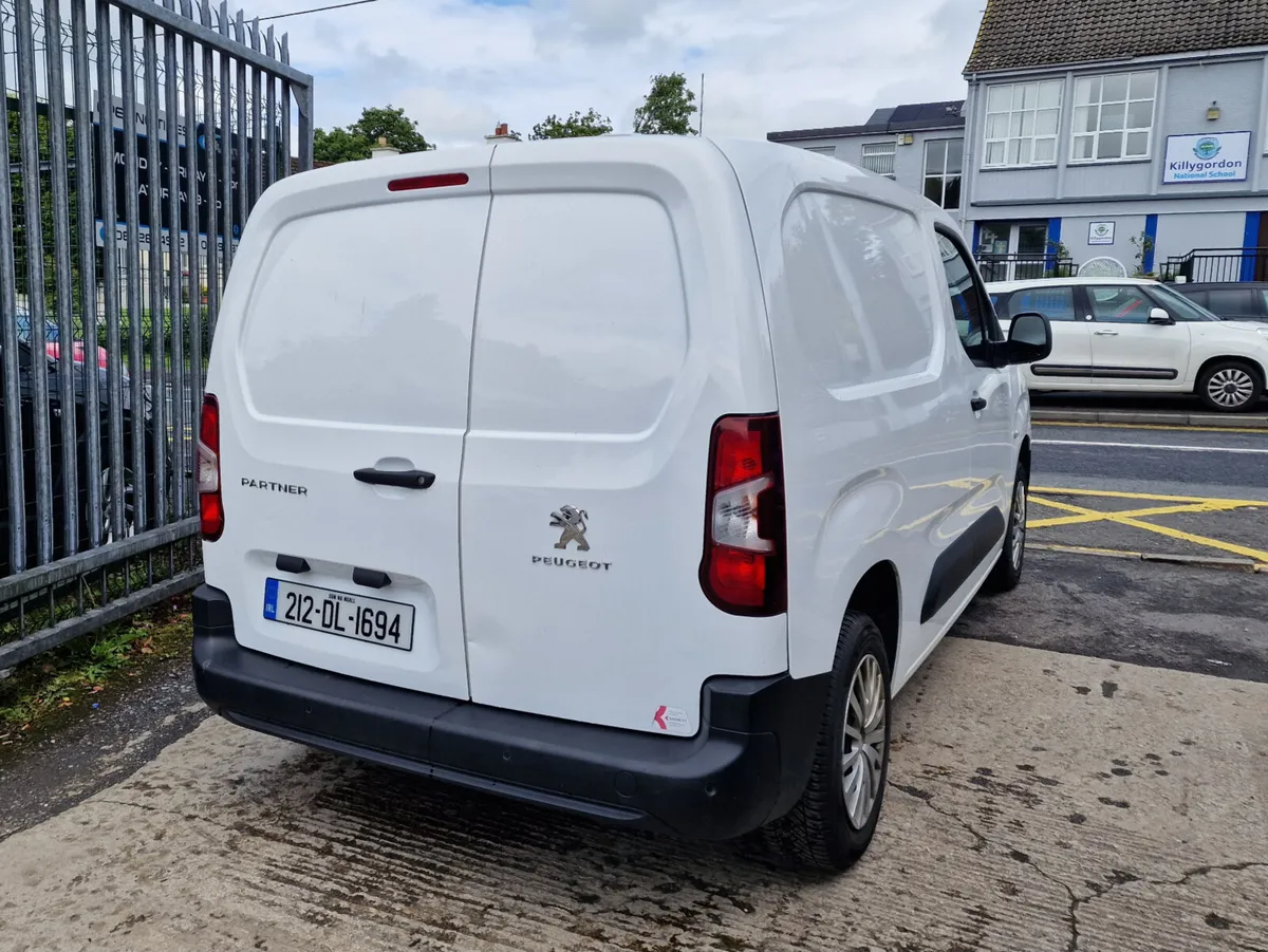 2021 Peugeot Partner 1.5 HDI PROFESSIONAL - Image 4