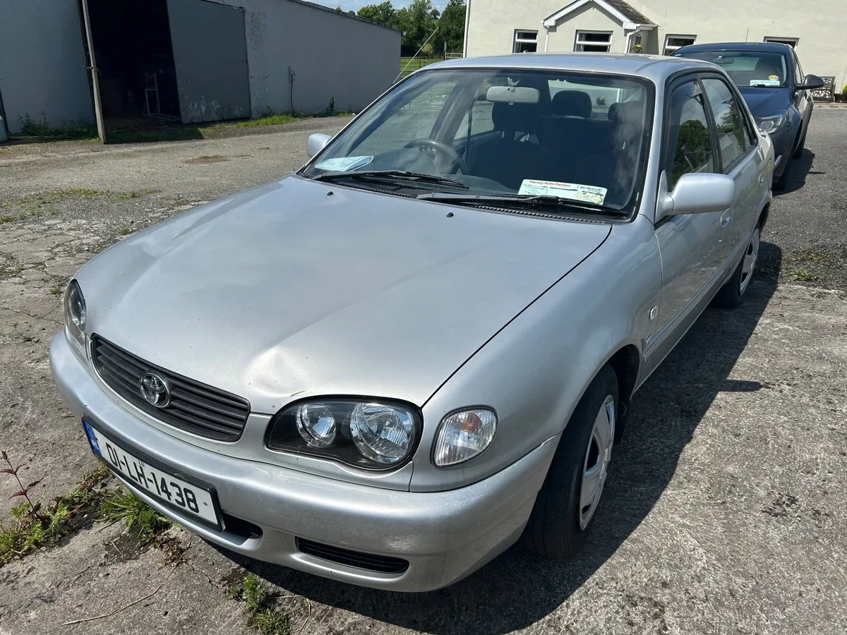 Toyota Corolla 1.4 petrol runs perfectly - Image 1
