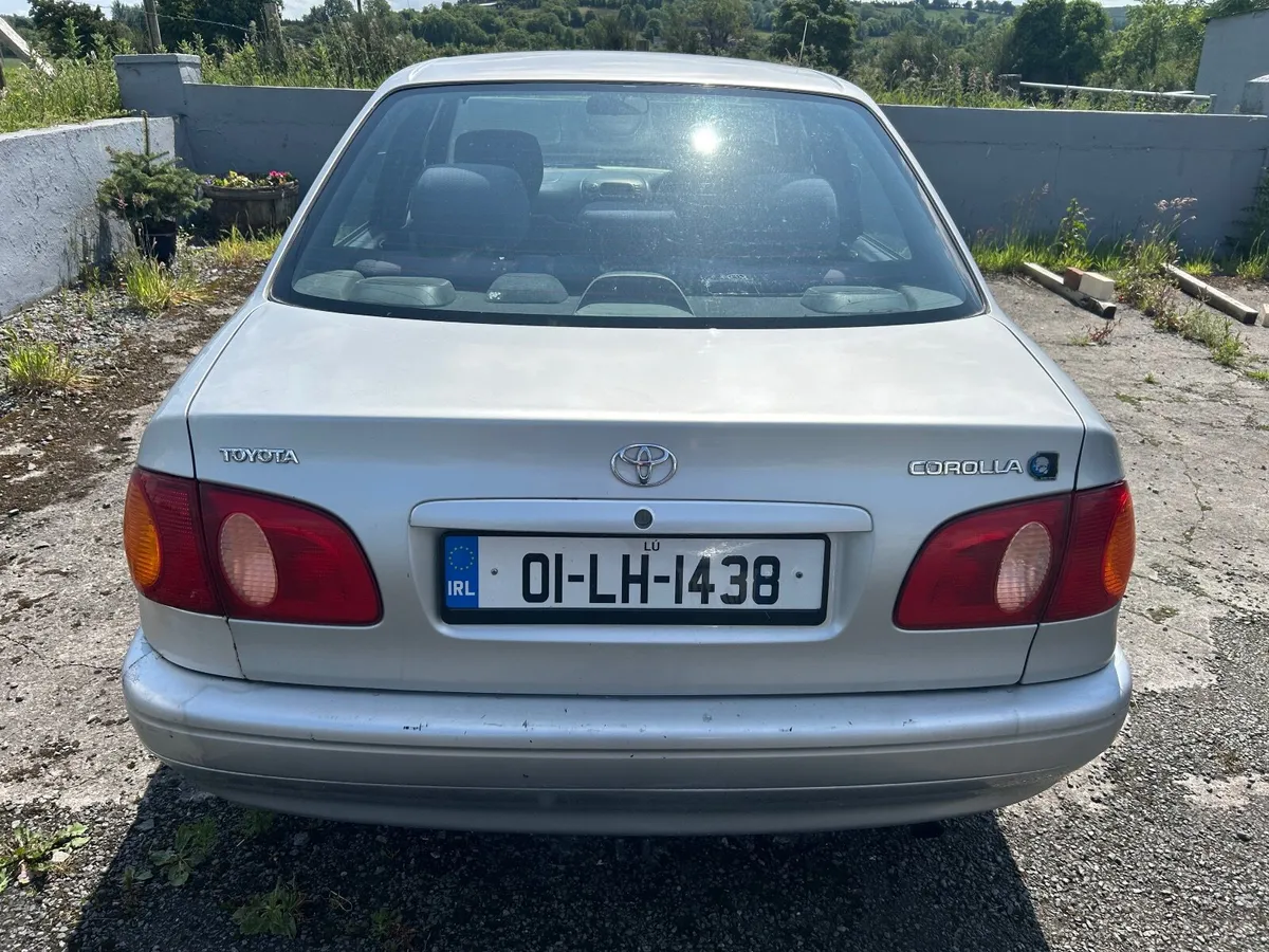 Toyota Corolla 1.4 petrol runs perfectly - Image 3