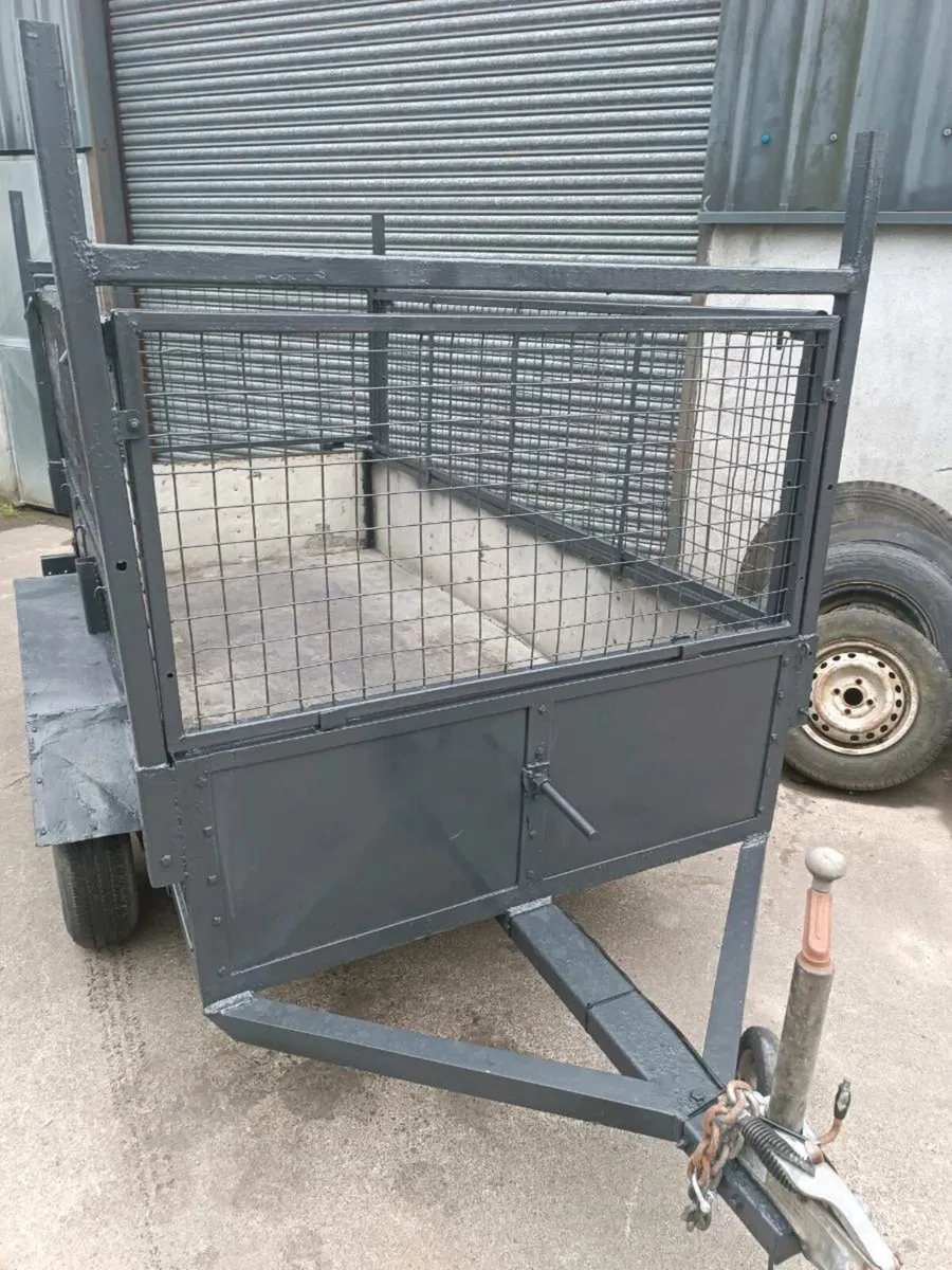 Builders trailer with mesh sides - Image 2