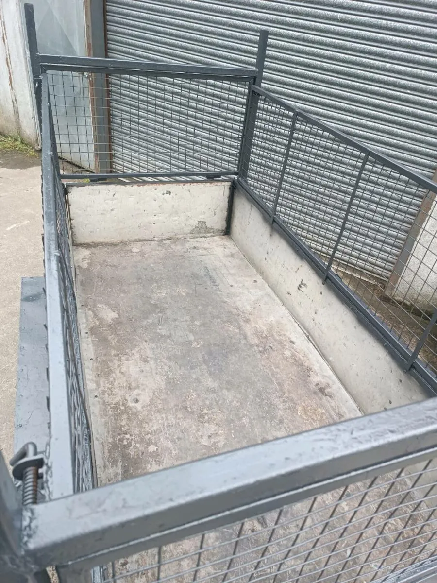 Builders trailer with mesh sides - Image 3