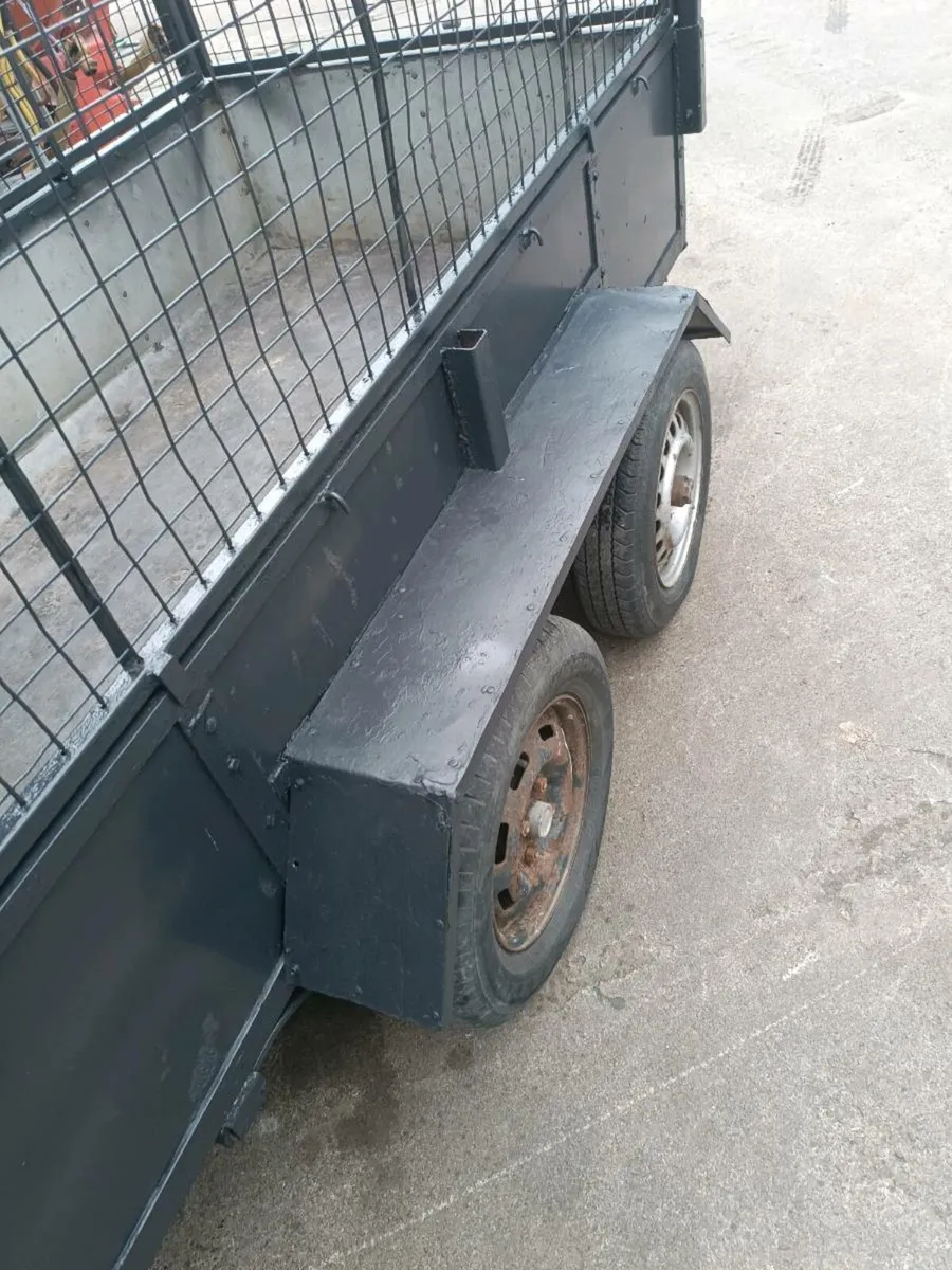 Builders trailer with mesh sides - Image 4