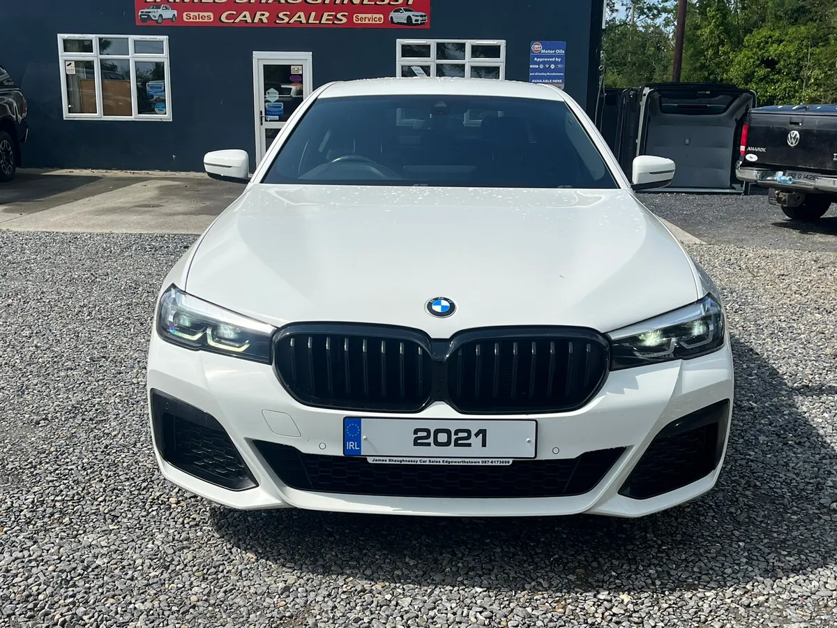 2021 BMW 520D M-SPORT - Image 2
