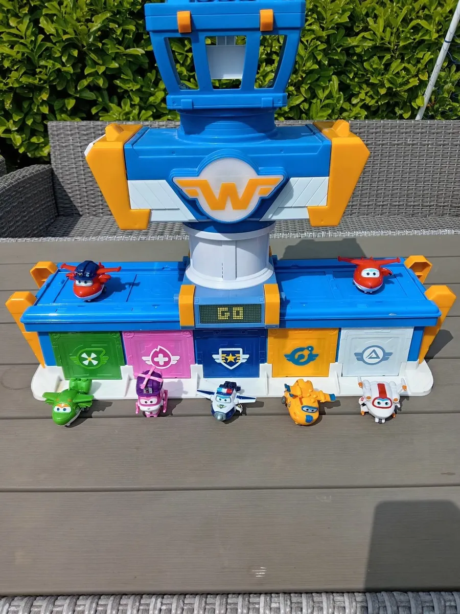 Superwings Tower set - Image 1