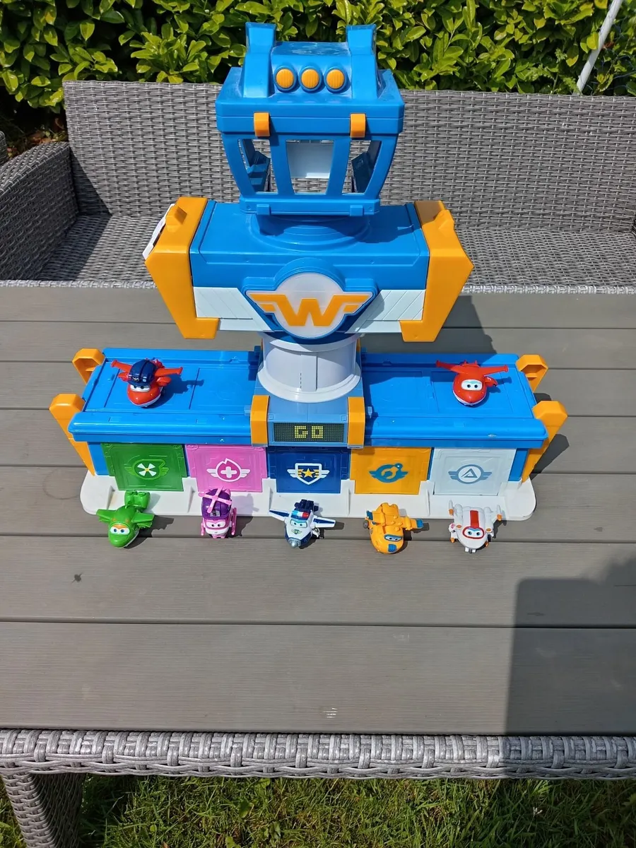 Superwings Tower set - Image 3