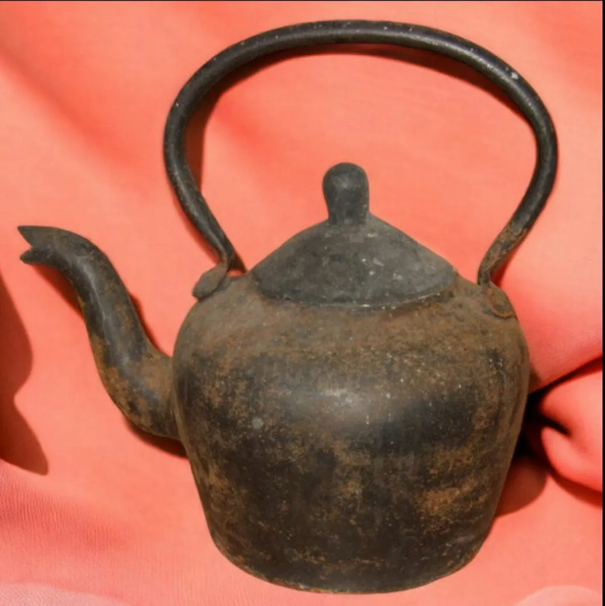 Victorian Cast Iron Kettle - Image 3