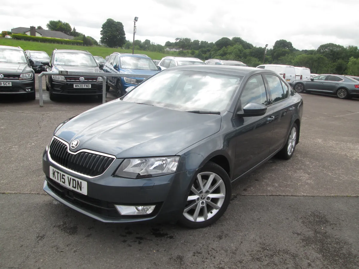 2015  SKODA  OCTAVIA  AUTOMATIC  2.0  TDI 150 BHP - Image 2
