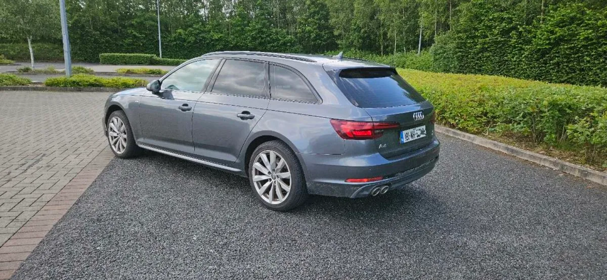 Audi A4 B9 S-LINE  Avant  Black Edition 190 hp - Image 3