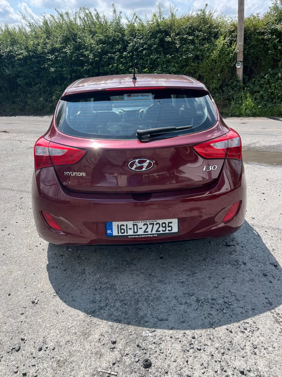 16 Hyundai i30 1.6 diesel - Image 3