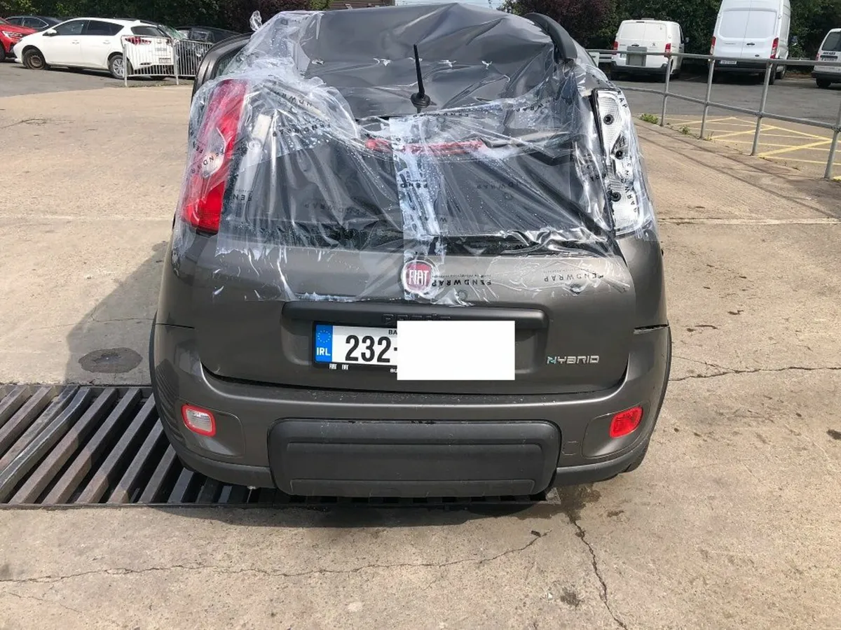 2023 FIAT PANDA  (for parts only) - Image 2
