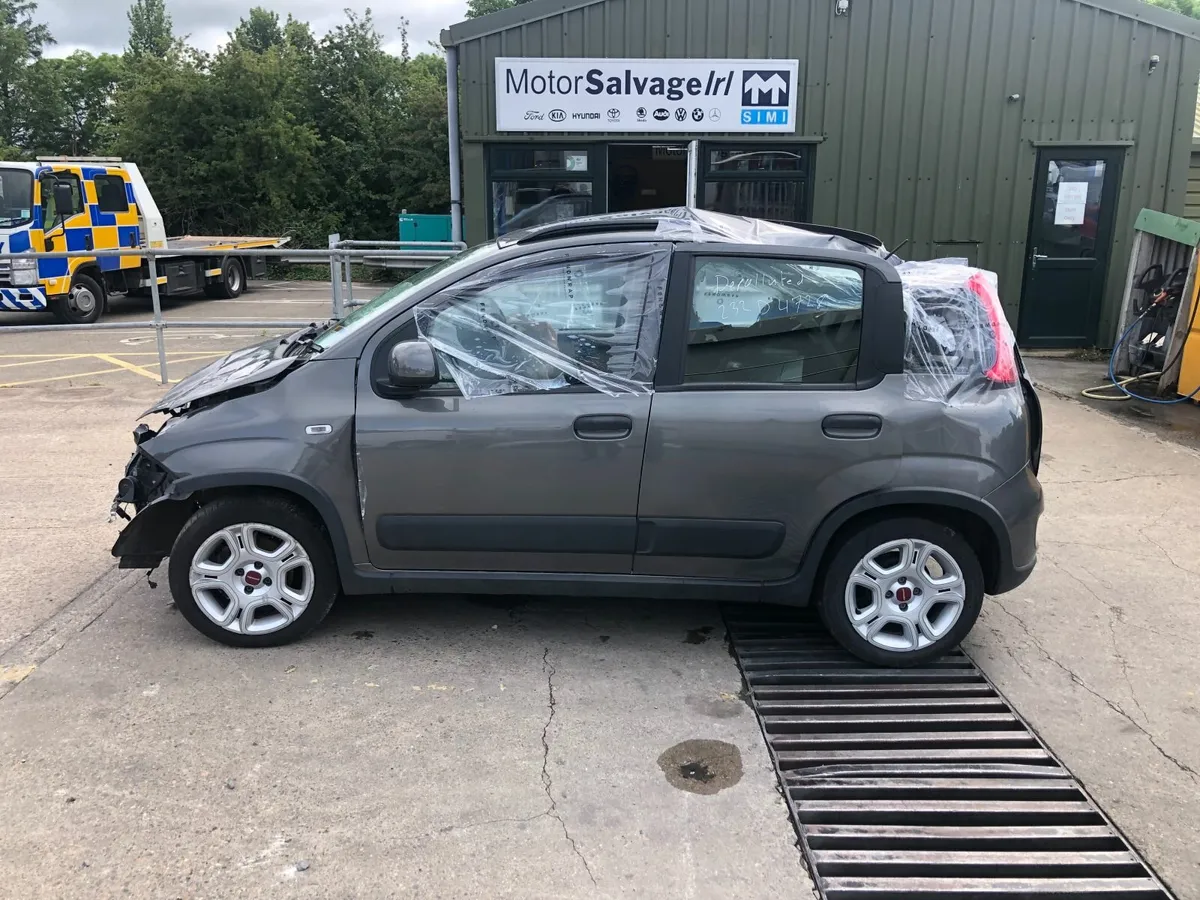 2023 FIAT PANDA  (for parts only) - Image 1