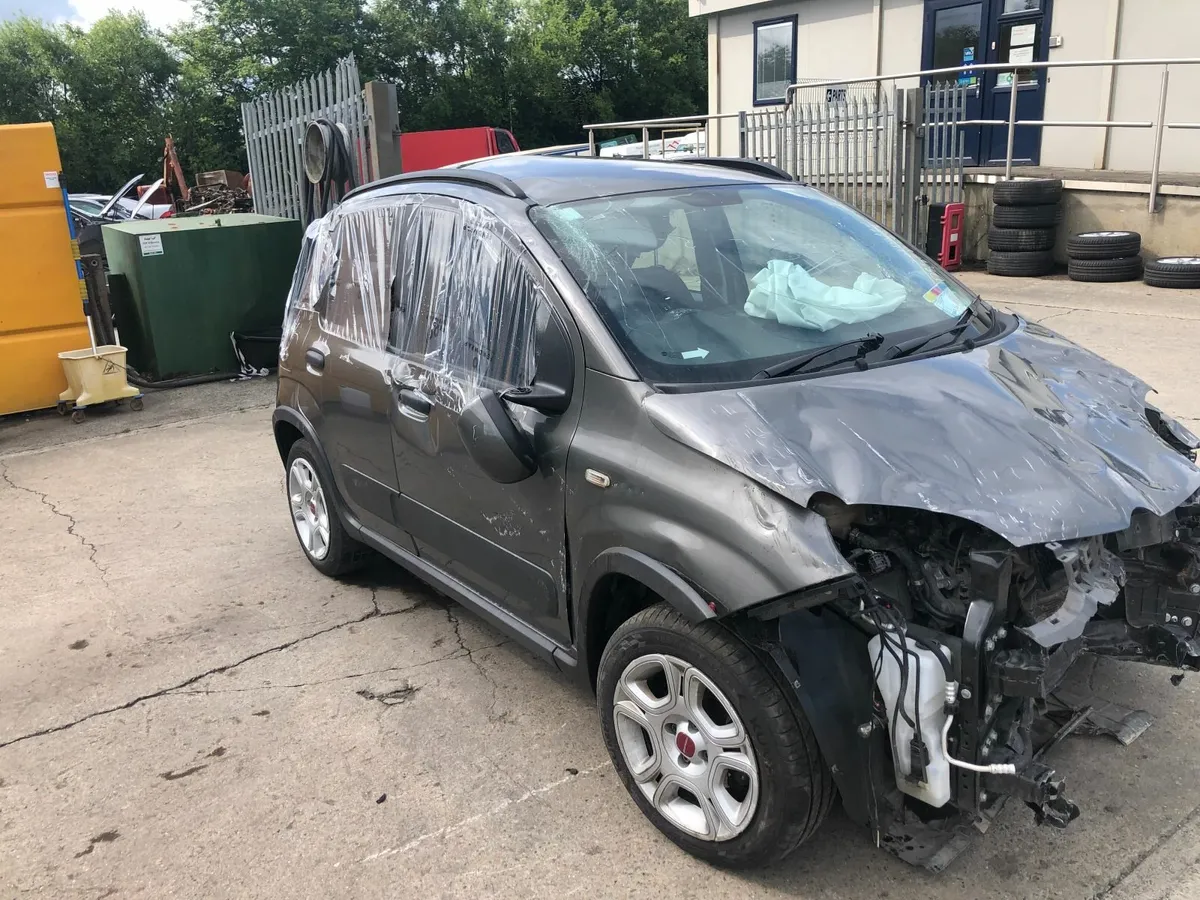 2023 FIAT PANDA  (for parts only) - Image 4