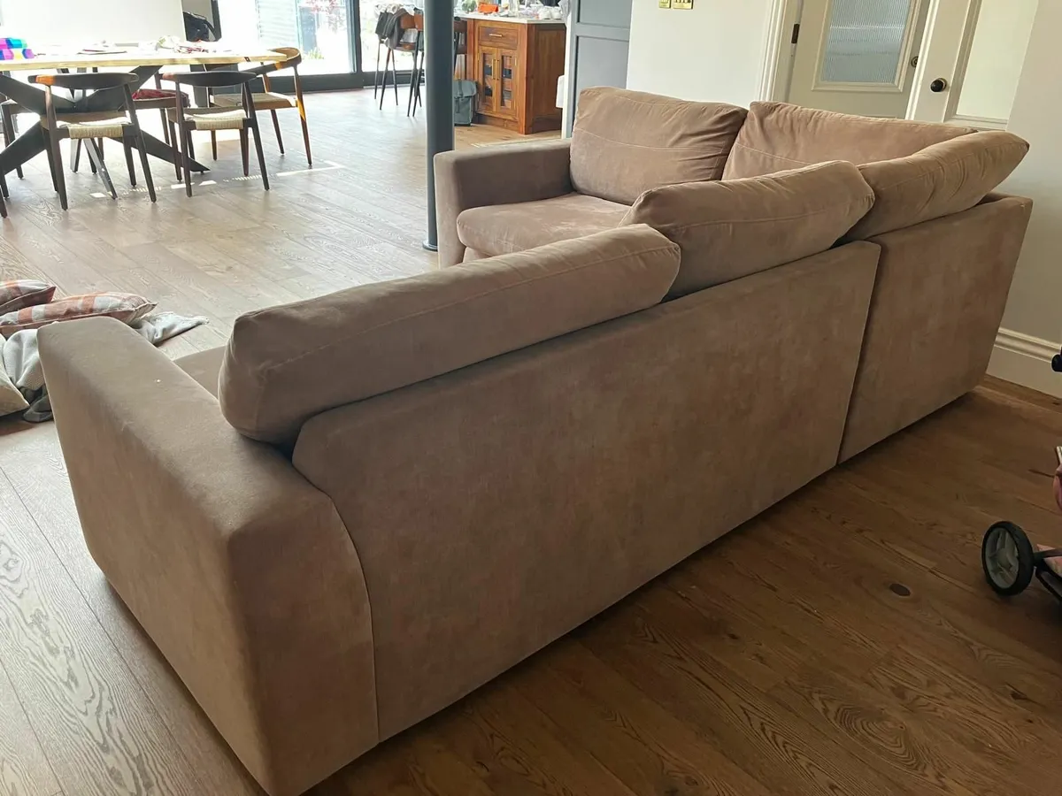 Sofa - Image 3