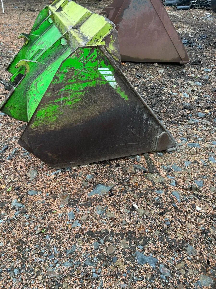 Merlo bucket - Image 2