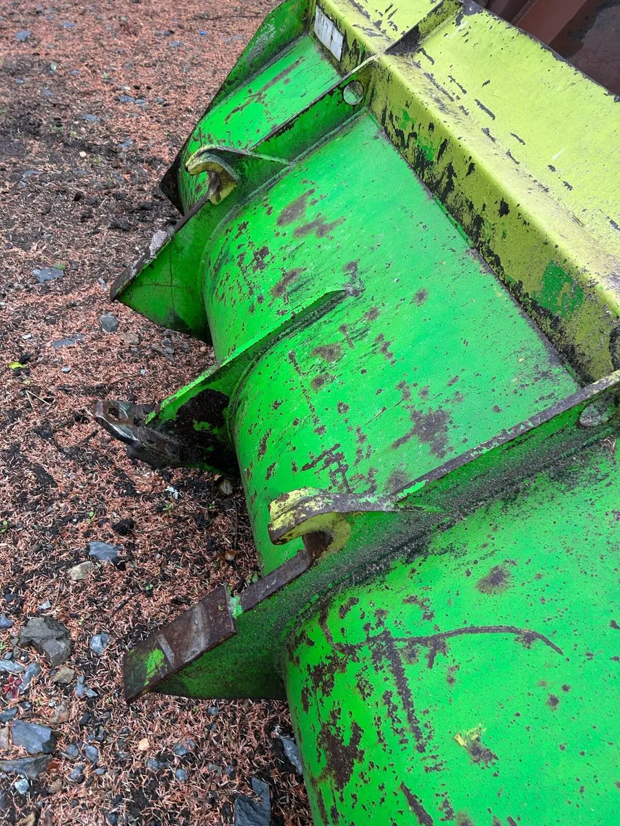 Merlo bucket - Image 4