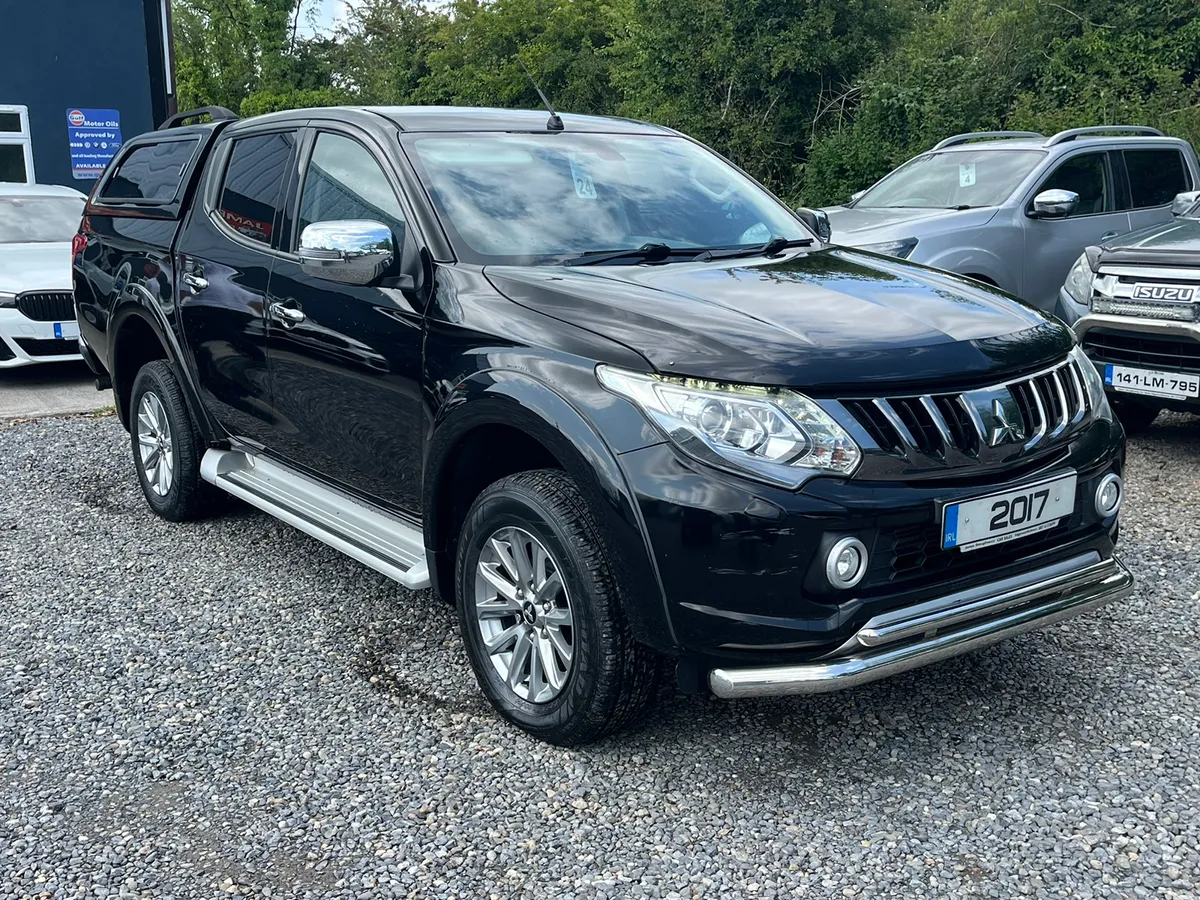 2017 MITSUBISHI L200 2.4 WARRIOR *AUTO* - Image 1