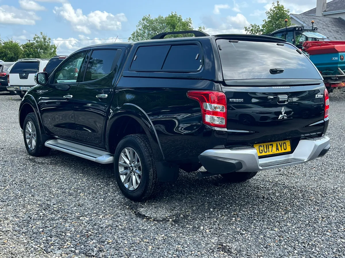 2017 MITSUBISHI L200 2.4 WARRIOR *AUTO* - Image 4