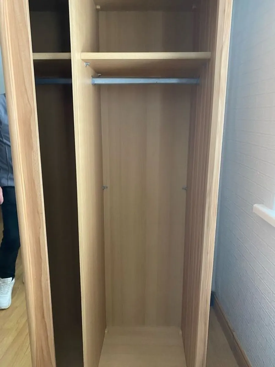 slide robe - Image 2