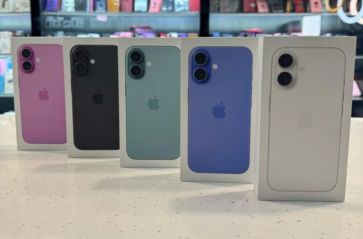 iPhone 16