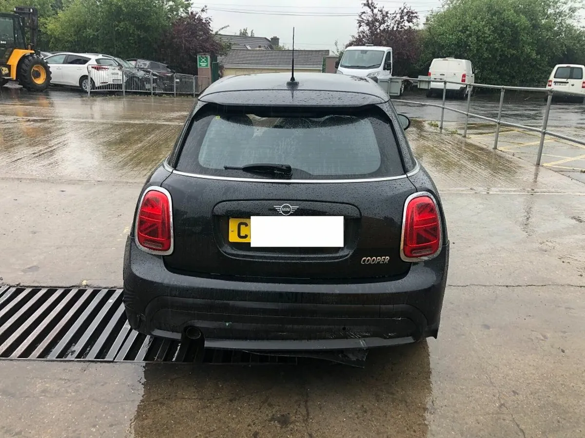 2023 BMW MINI 2LTR PETROL AUTO  (for parts only) - Image 2