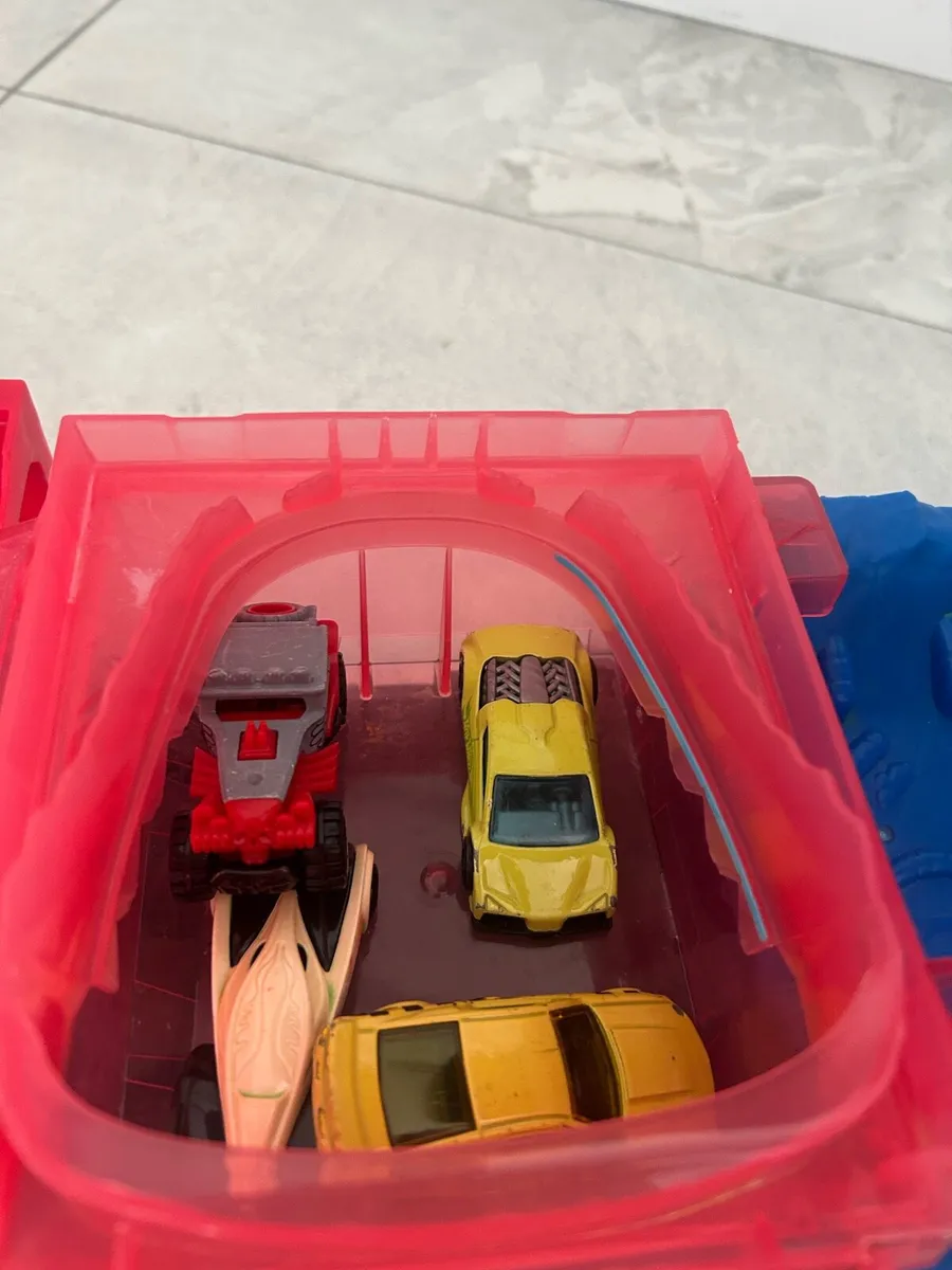 Hotwheels ultra carwash - Image 3