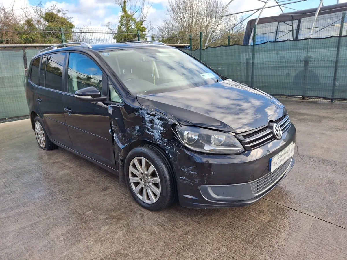 2012 Volkswagen Touran 1.6 TDI 7 seater - Image 3