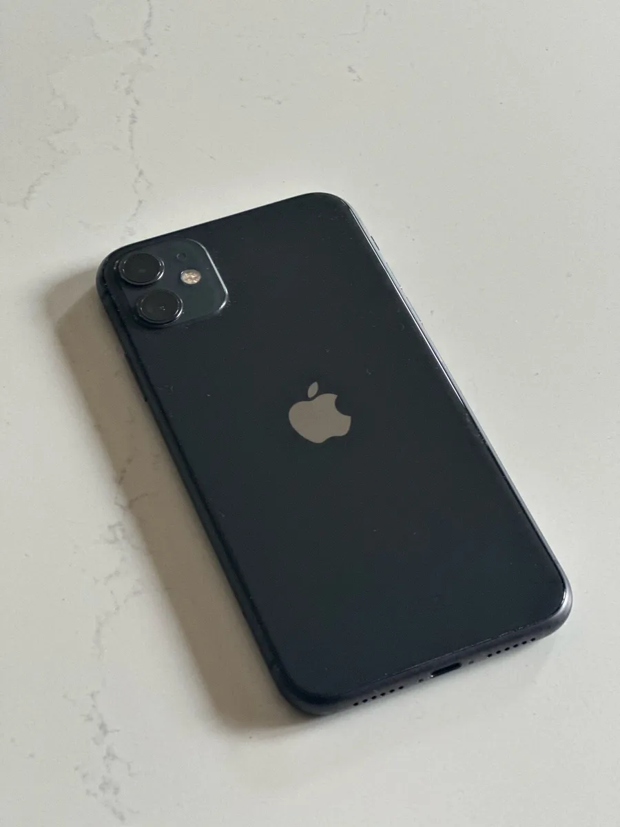 iPhone 13 Pro and iPhone 11 Unlocked - Image 3